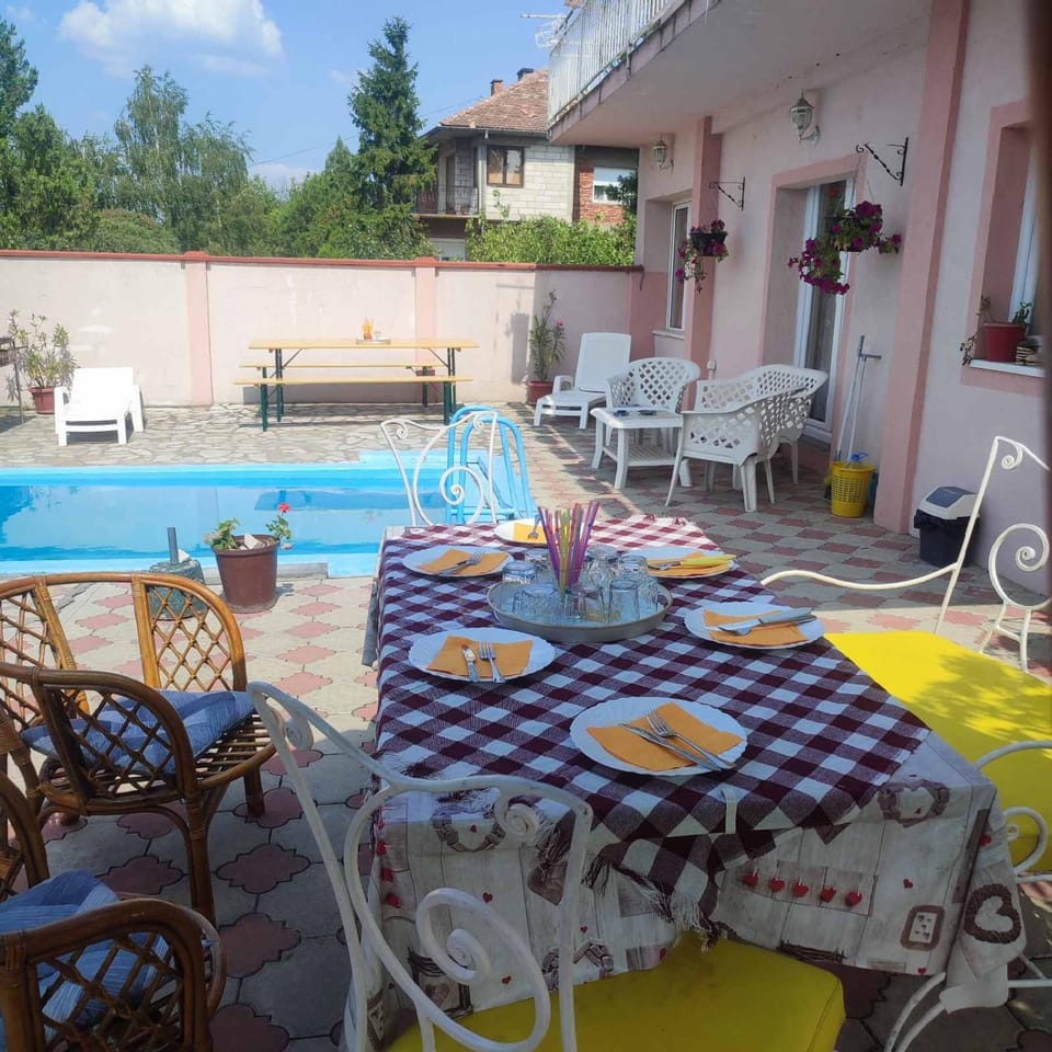 Lux Apartmans-VILA MALI RAJ Villa in Vojvodina