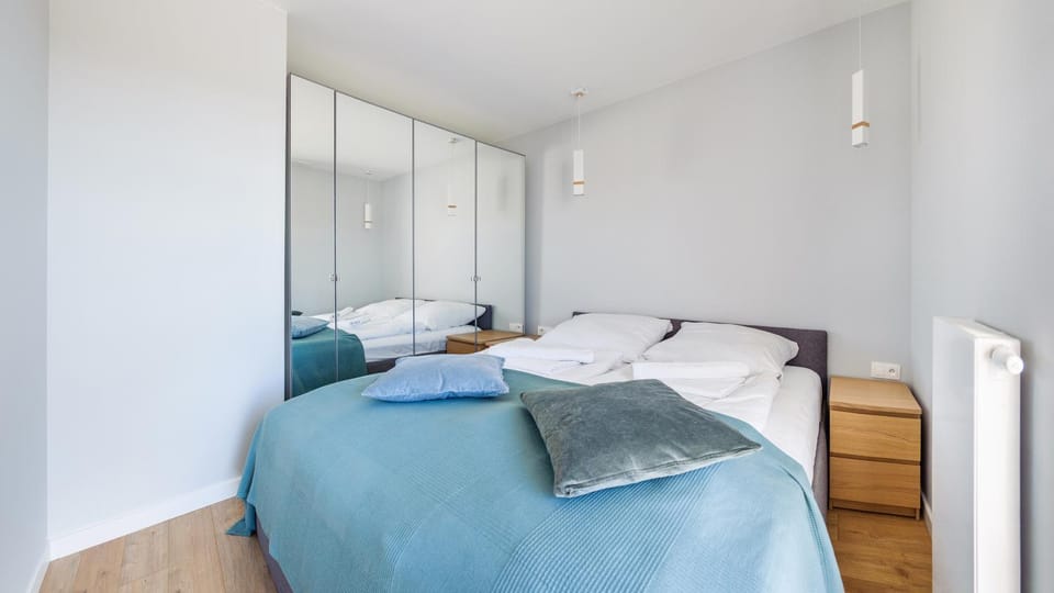Bed, Bedroom, wardrobe
