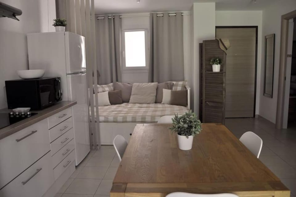 Appartement charmant en Corse avec terrasse au calme Apartment in Poggio-Mezzana