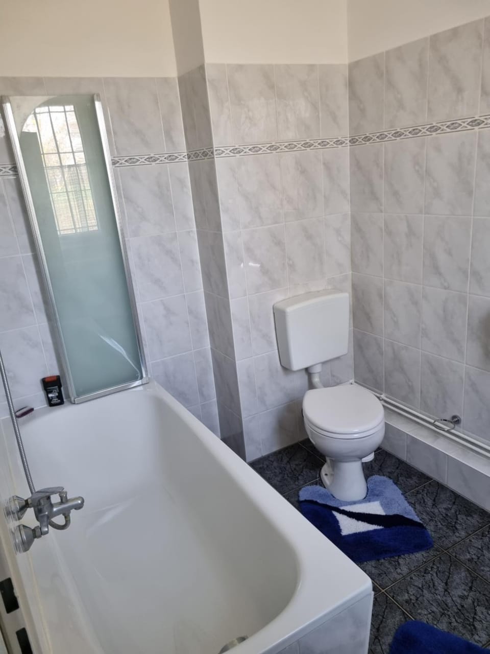 Bathroom, Bath