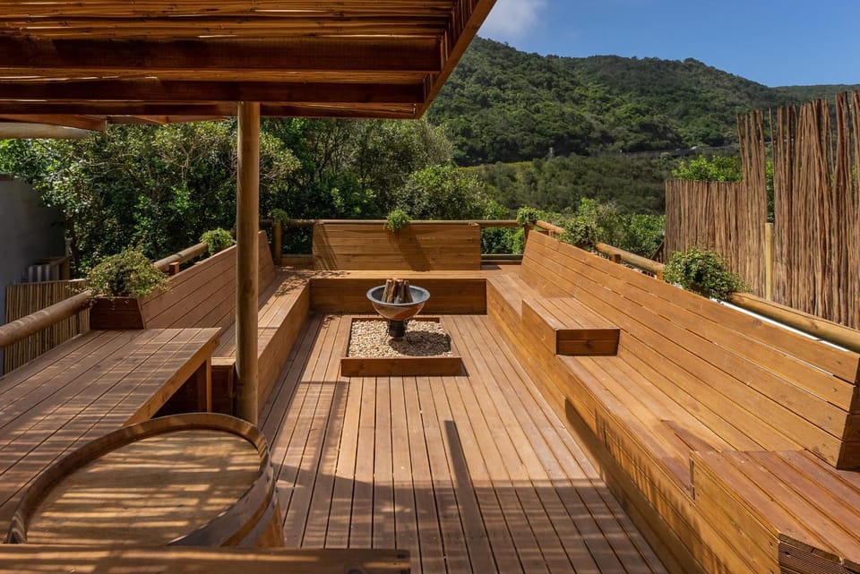 Patio, Day, Natural landscape, BBQ facilities, BBQ facilities, View (from property/room), Balcony/Terrace, Mountain view