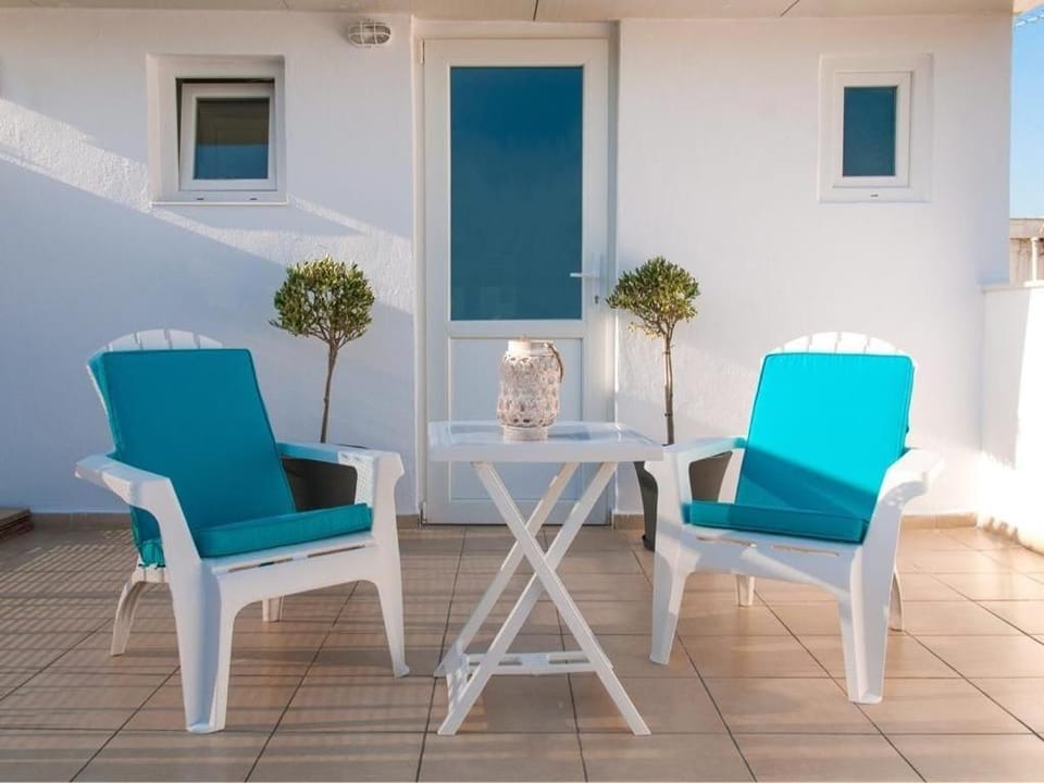 sunbed