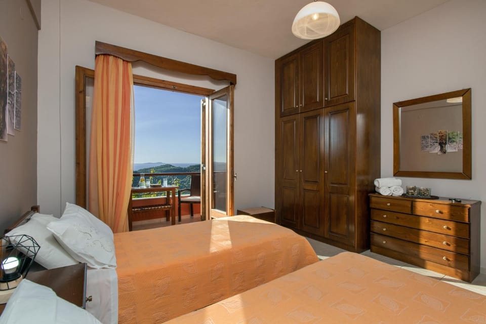 Bed, Natural landscape, Photo of the whole room, Bedroom, Mountain view, Sea view, wardrobe