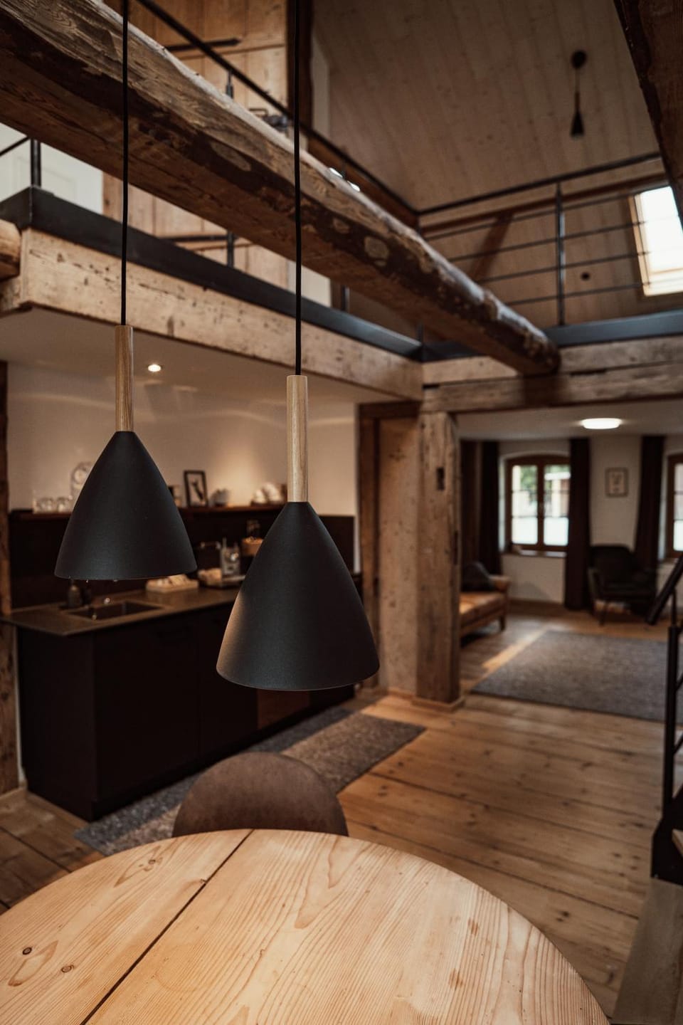 Kitchen or kitchenette, Seating area, Dining area