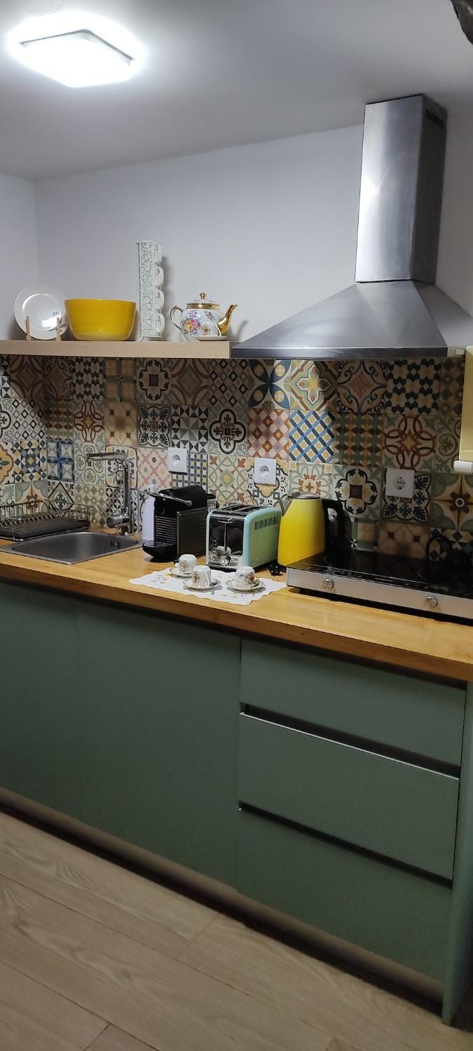 Kitchen or kitchenette
