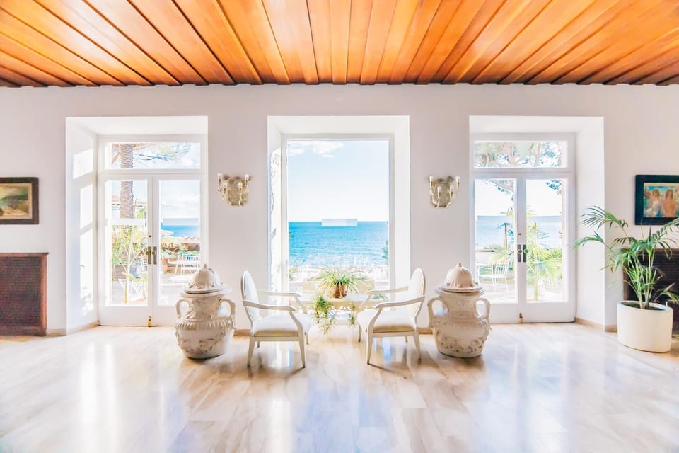 Living room, Lobby or reception