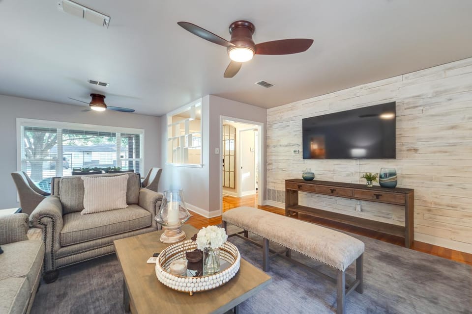 Lovely Lubbock Home w/ Furnished Deck & Grill House in Lubbock