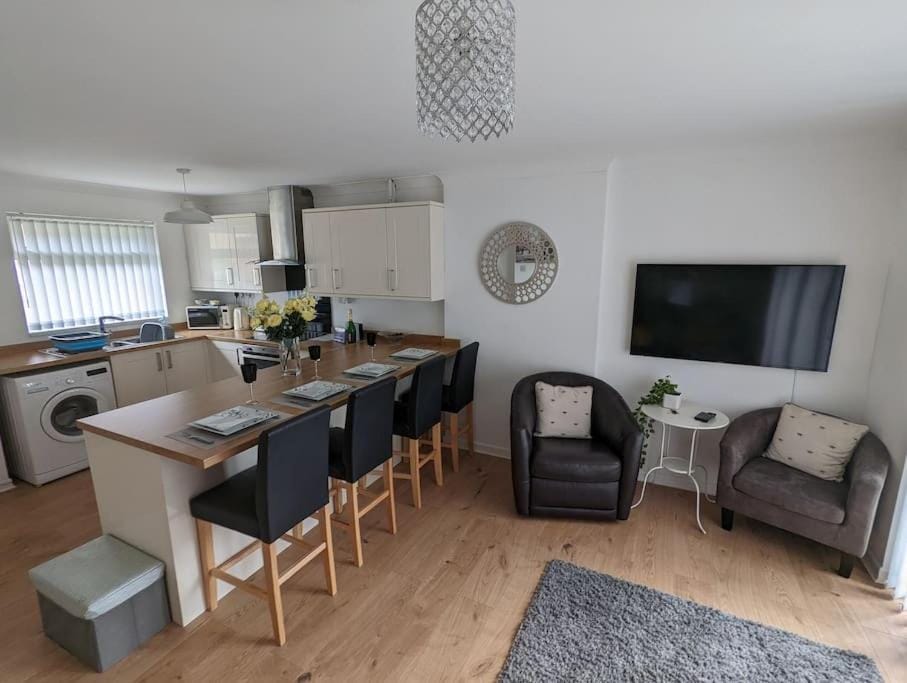 THE KILSYTH,detached bungalow Warrington House in Warrington