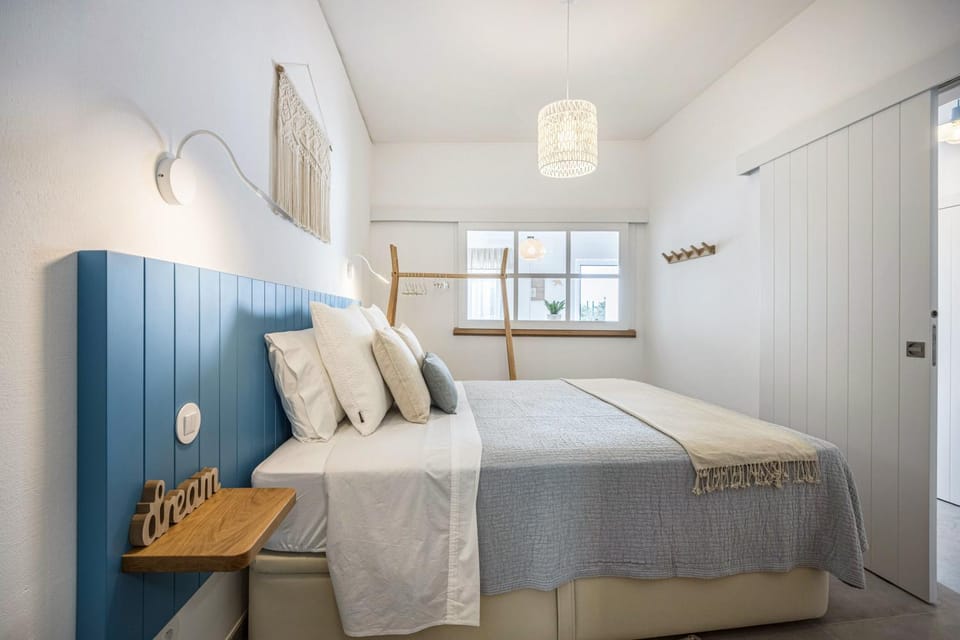 Living room, Bedroom