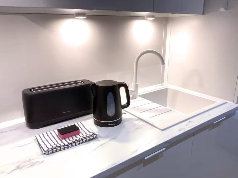 toaster, kitchen