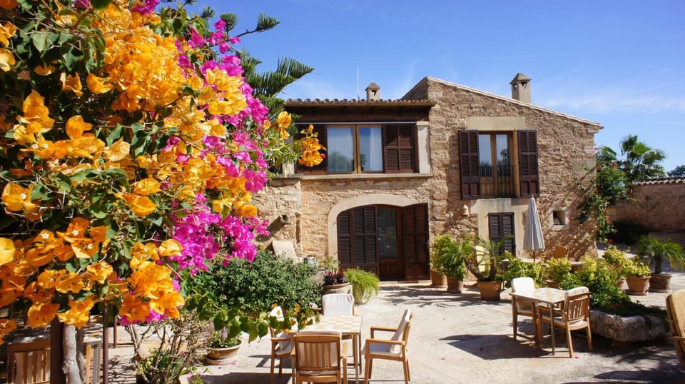 Patio, Facade/entrance, Balcony/Terrace