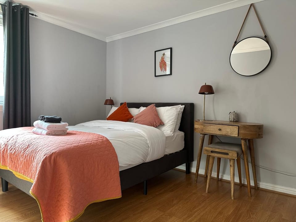 Private Main Door Lovely 2 bedroom apartment Apartment in Edinburgh