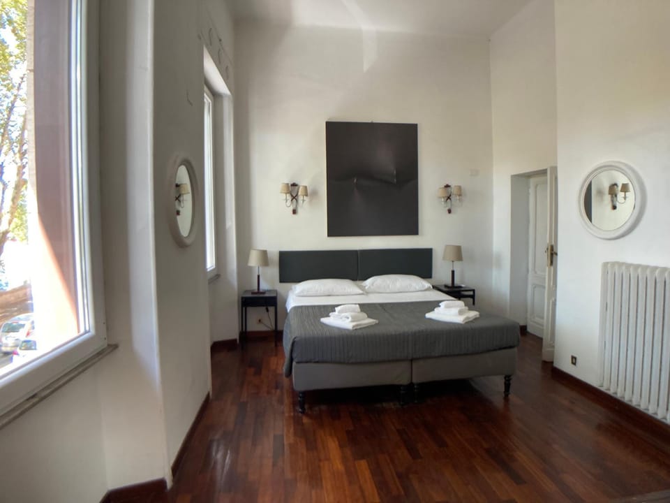 Maison Cloe near the Spanish Steps Apartment in Rome