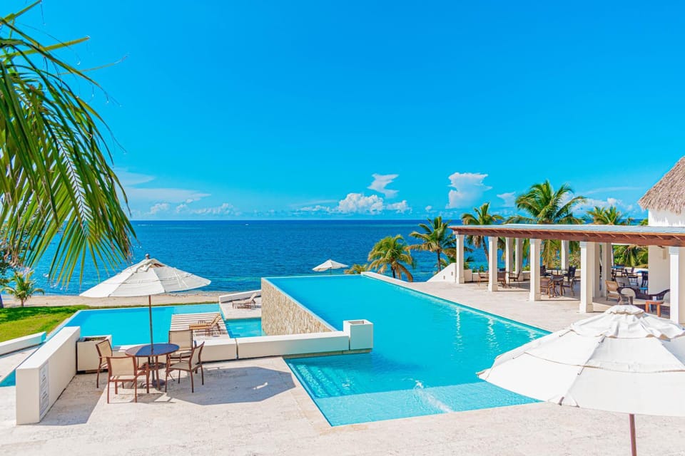 Pool view, Sea view, Swimming pool