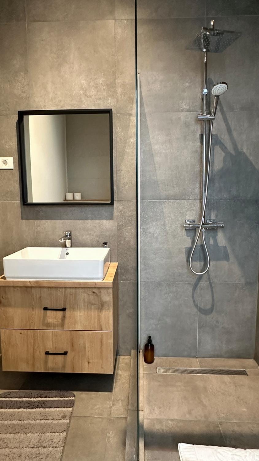 Shower, Bathroom, Bath