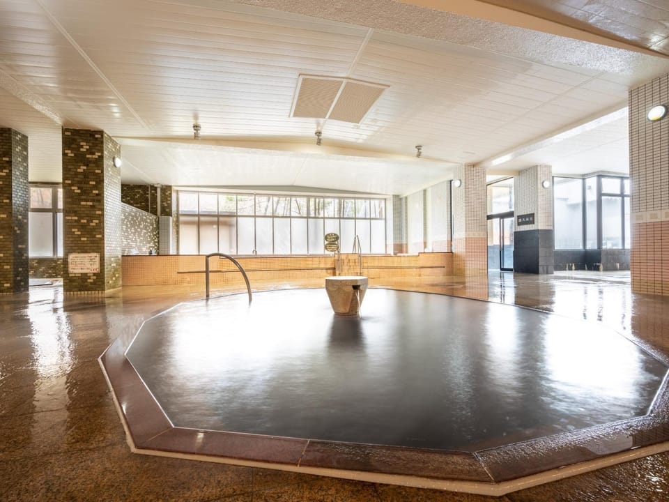 Hot Spring Bath, Public Bath