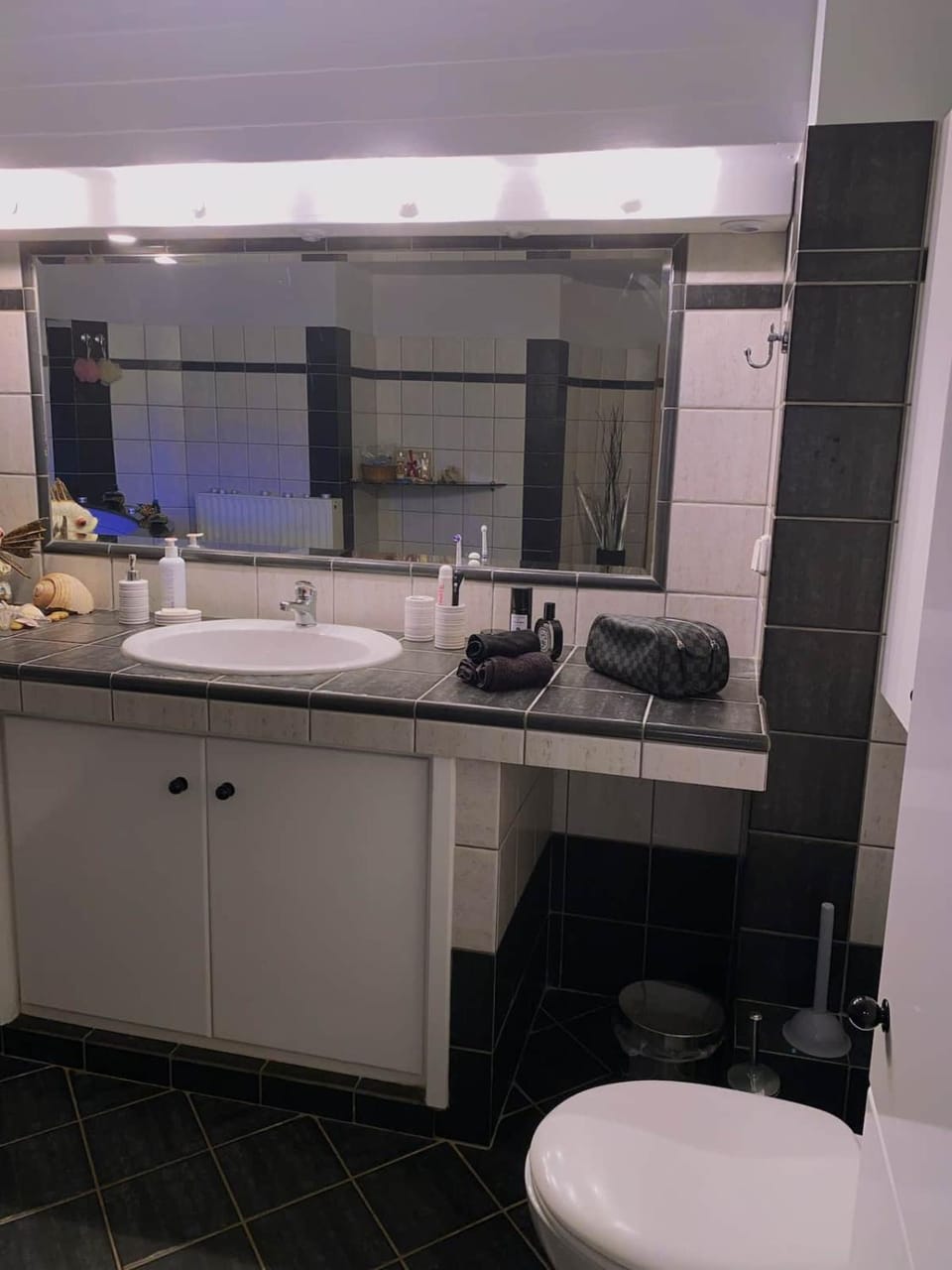 Bathroom, Bath