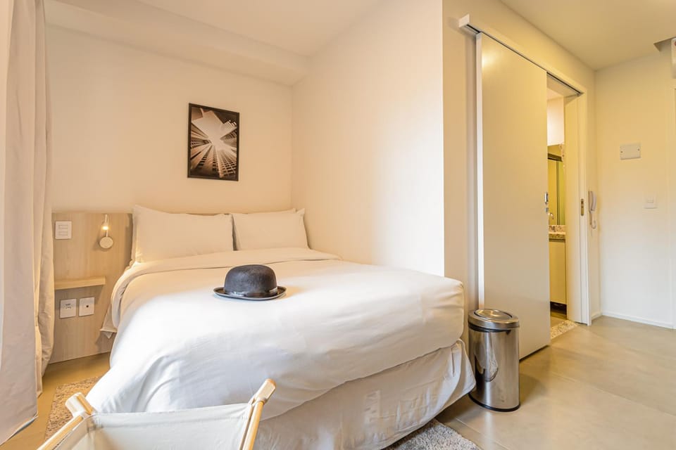 Bed, Day, Bathroom, Bedroom