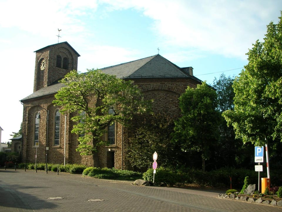 Nearby landmark, Area and facilities