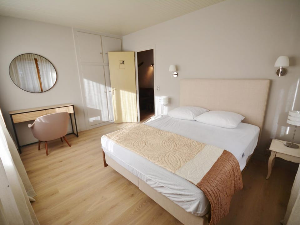 Appartement T4 Lumineux au Centre de Morzine, Proche Télécabines – 6 Pers, Parc. Couv., Multipass Été - FR-1-684-33 Cabin in Montriond