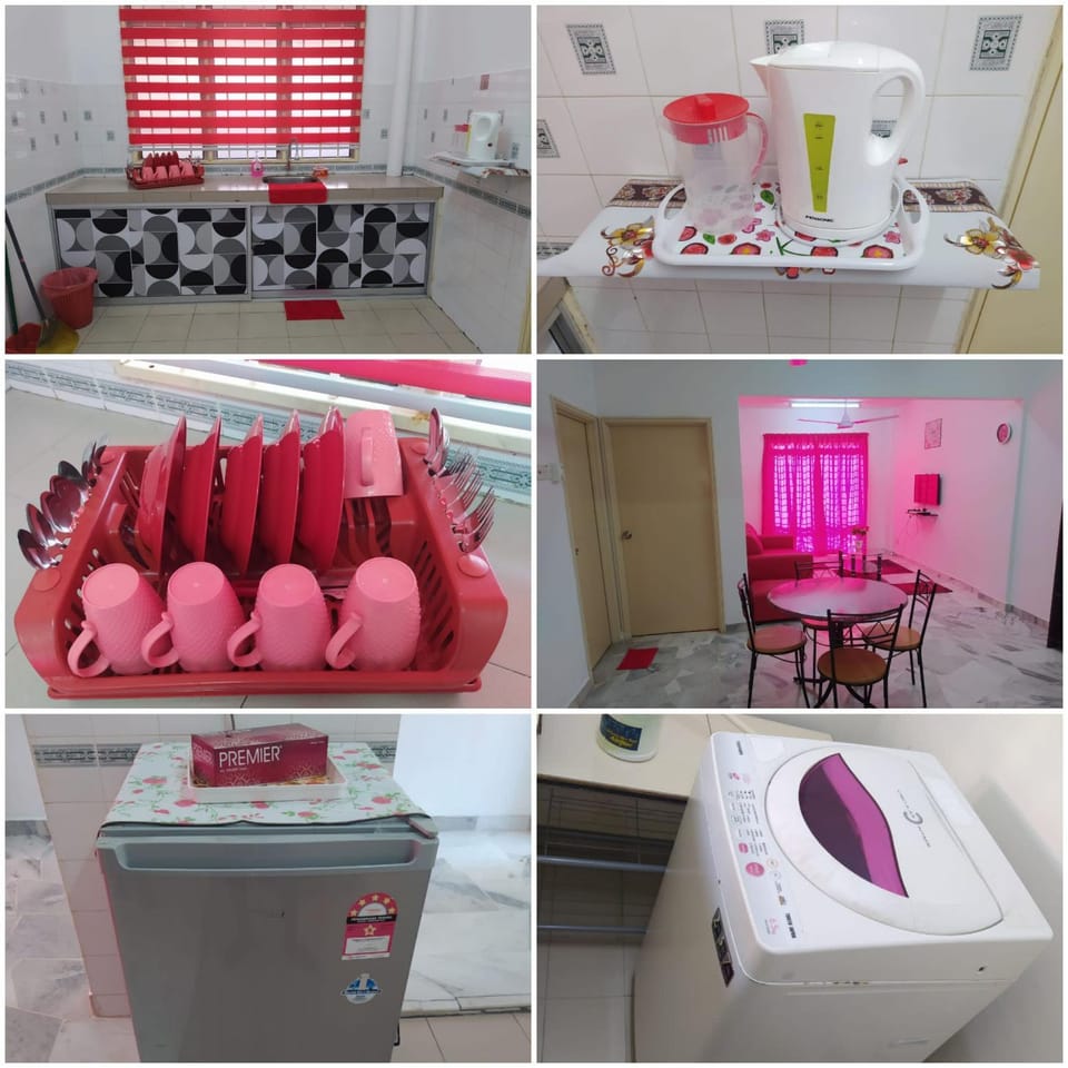 PD Laguna Homestay Blue & Purple Apartment in Port Dickson