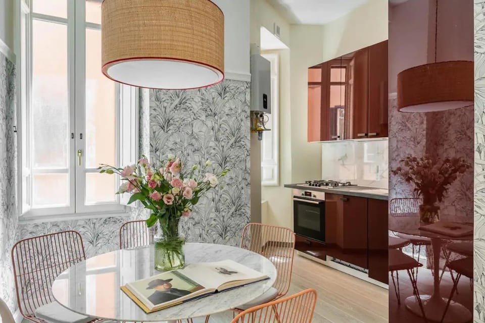 Kitchen or kitchenette, Living room, Seating area, Dining area, minibar, pet friendly, stove