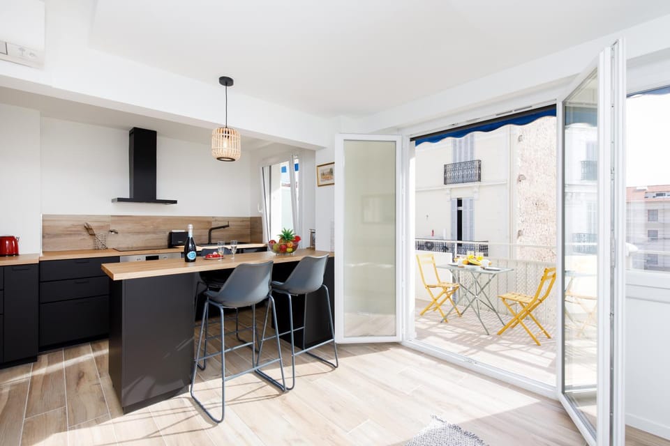 Palladium 148 YourHostHelper Apartment in Cannes