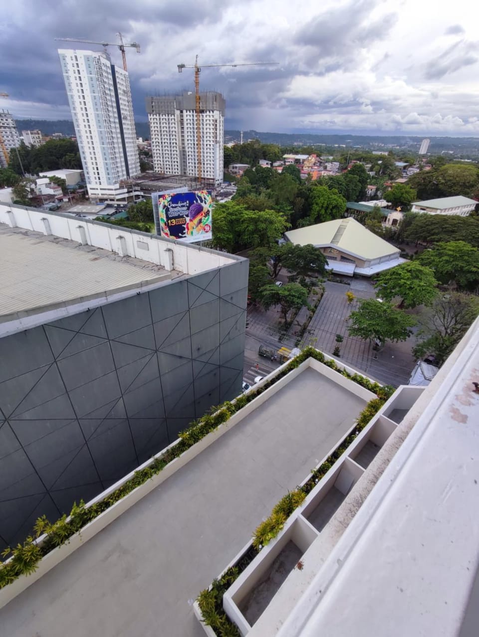 Property building, Day, Neighbourhood, City view