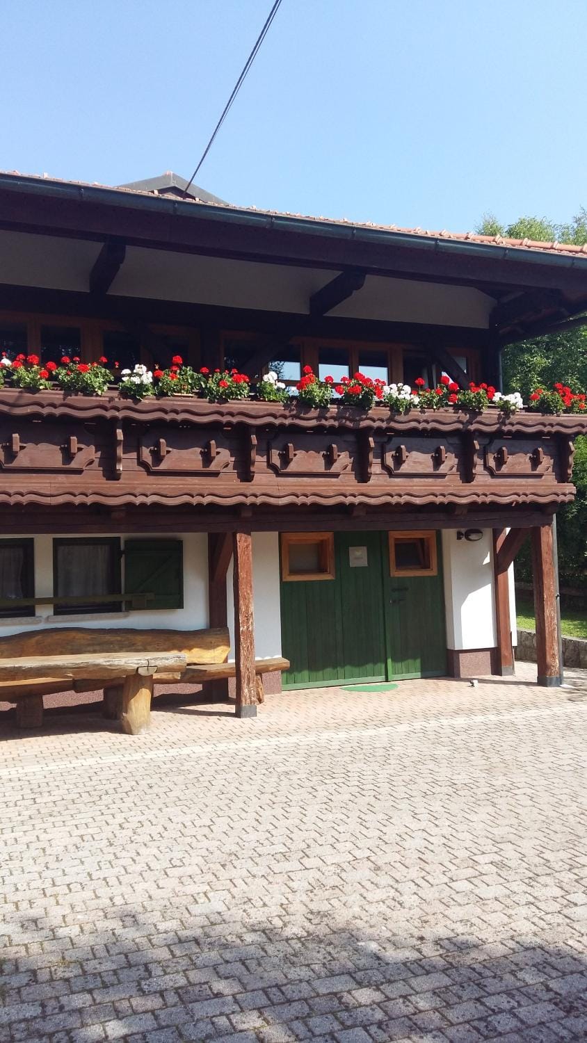 Property building, Patio, Facade/entrance, Day