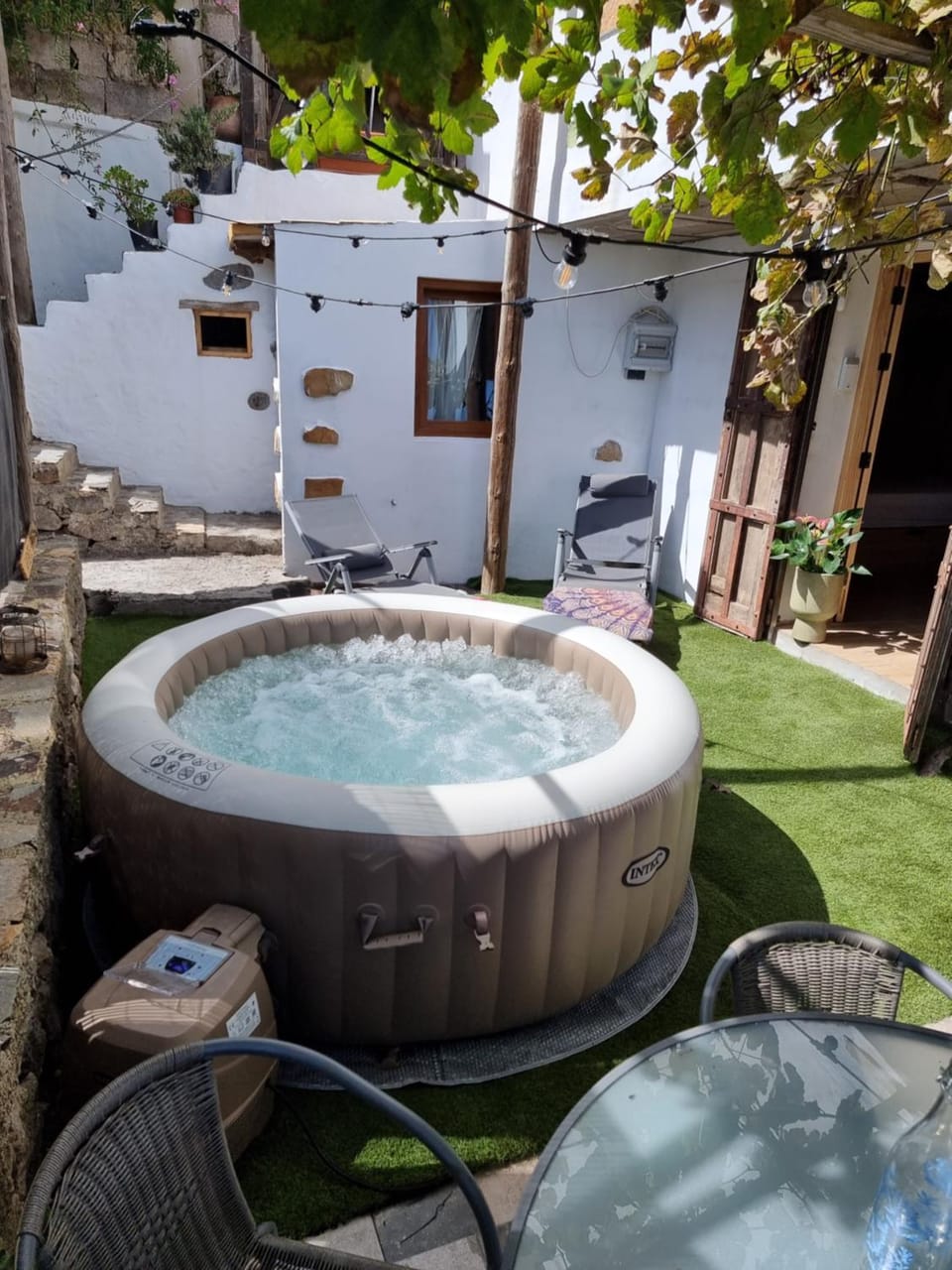 Patio, Hot Tub