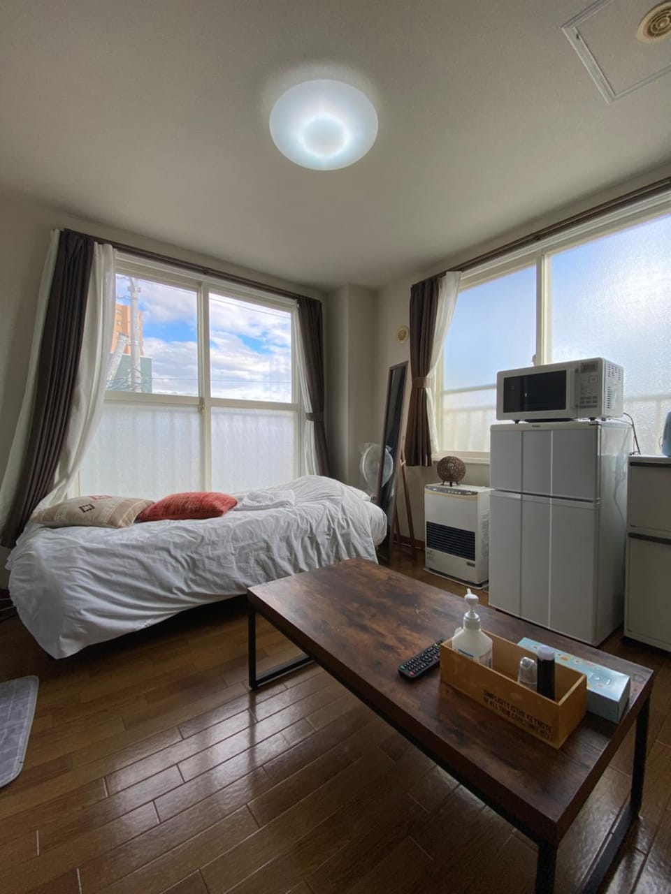 Photo of the whole room