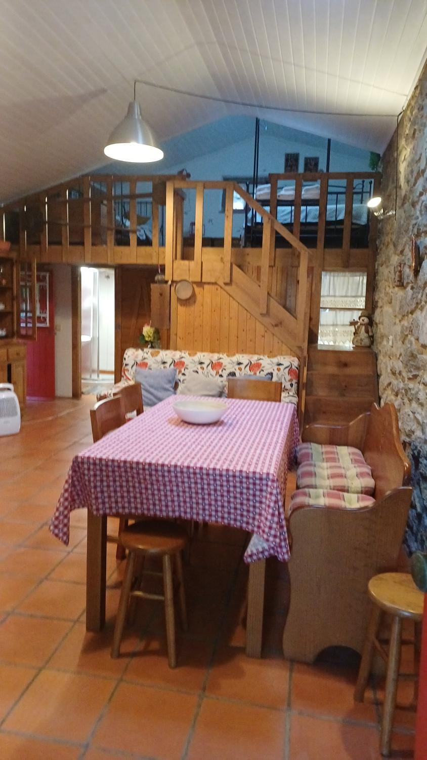 Living room, Dining area