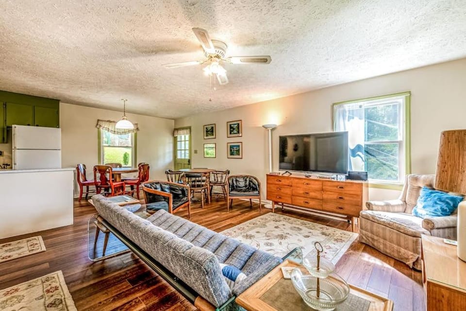 Hood Upper House in Lake Junaluska