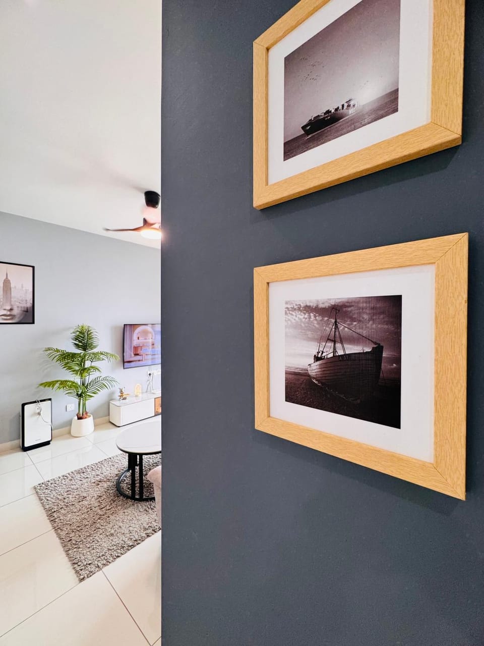 Living room, Decorative detail