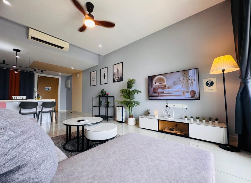 TV and multimedia, Living room, Seating area, air conditioner