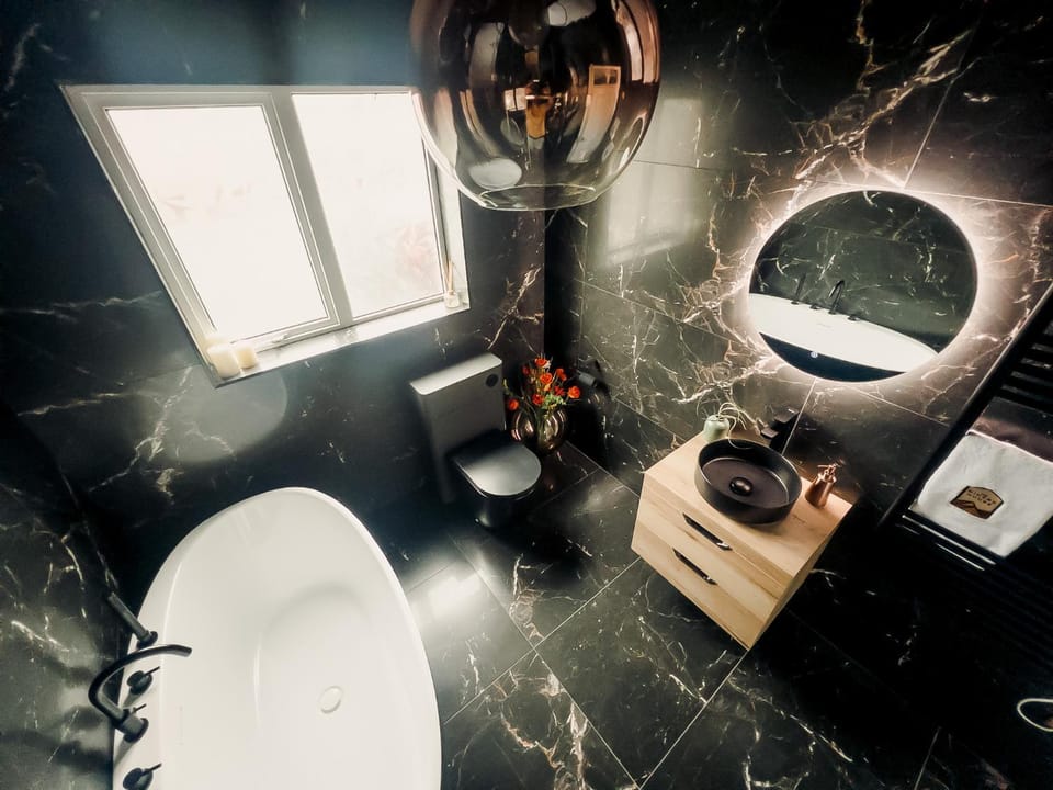 Toilet, Bathroom, Bath