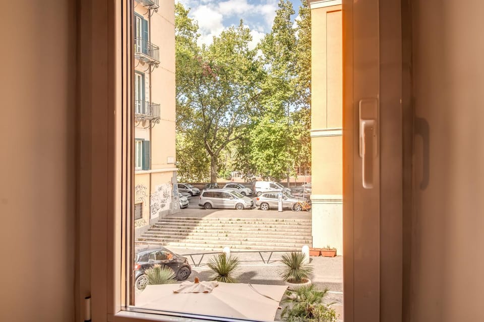 Lovely flat in the heart of Trastevere Apartment in Rome