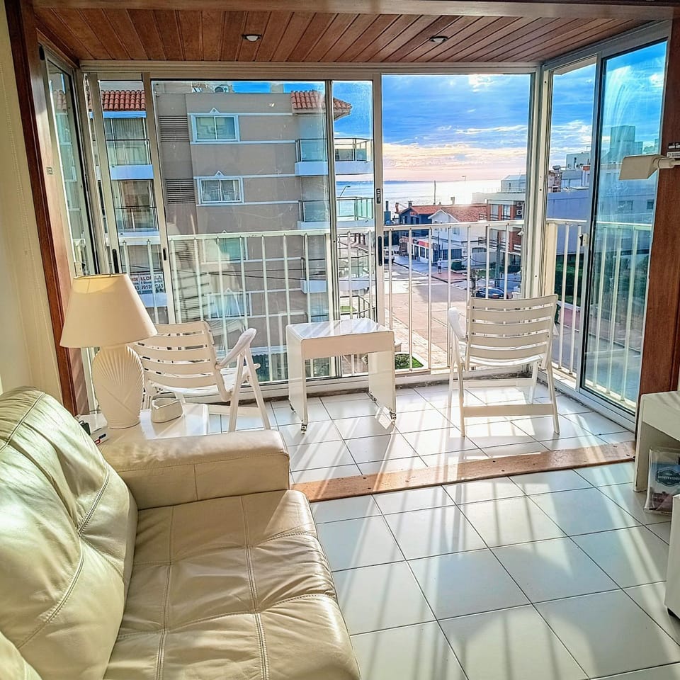 Balcony/Terrace, Living room