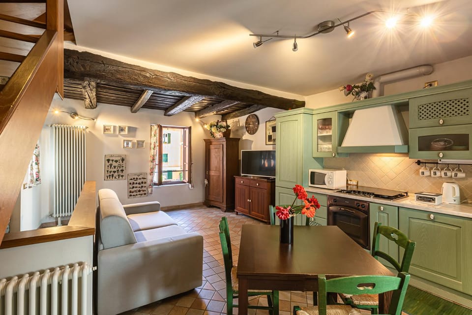 Casa al Lago di Como in Riva Cernobbio House in Cernobbio