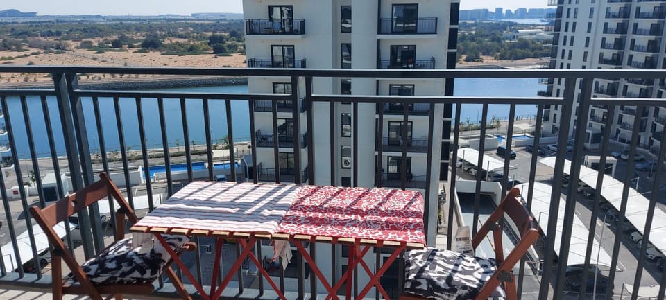 View (from property/room), Balcony/Terrace, City view, Pool view, Sea view