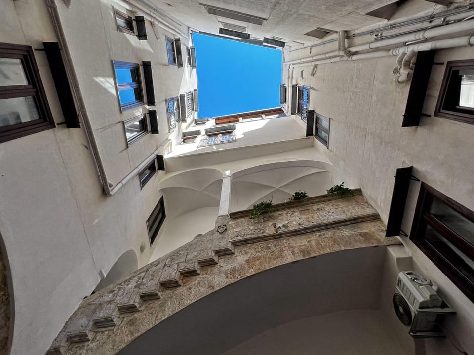 Inner courtyard view