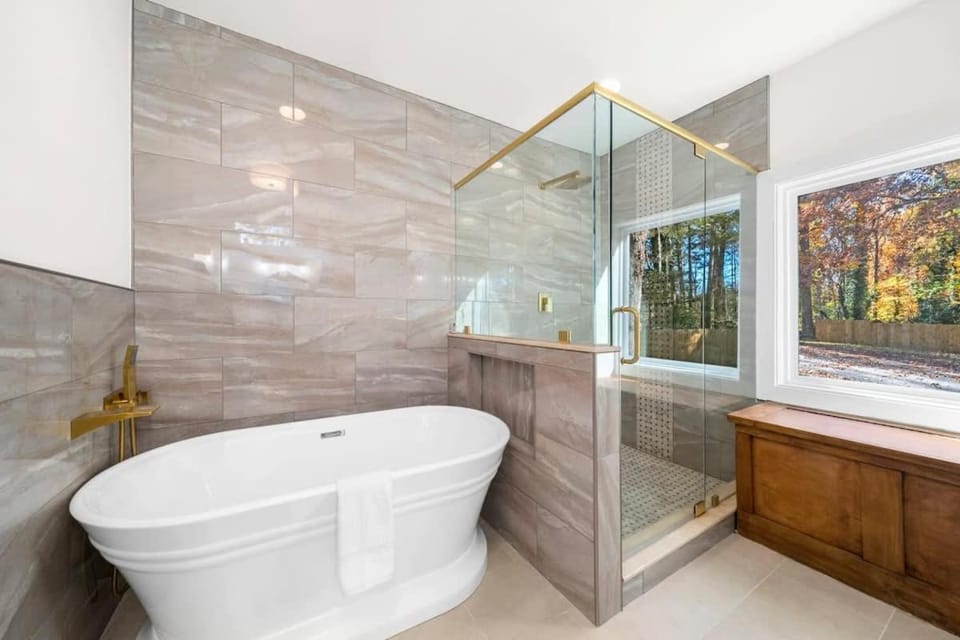 Gorgeous EST Mercedes Stdm 10-min Patio Slps 10 House in Atlanta