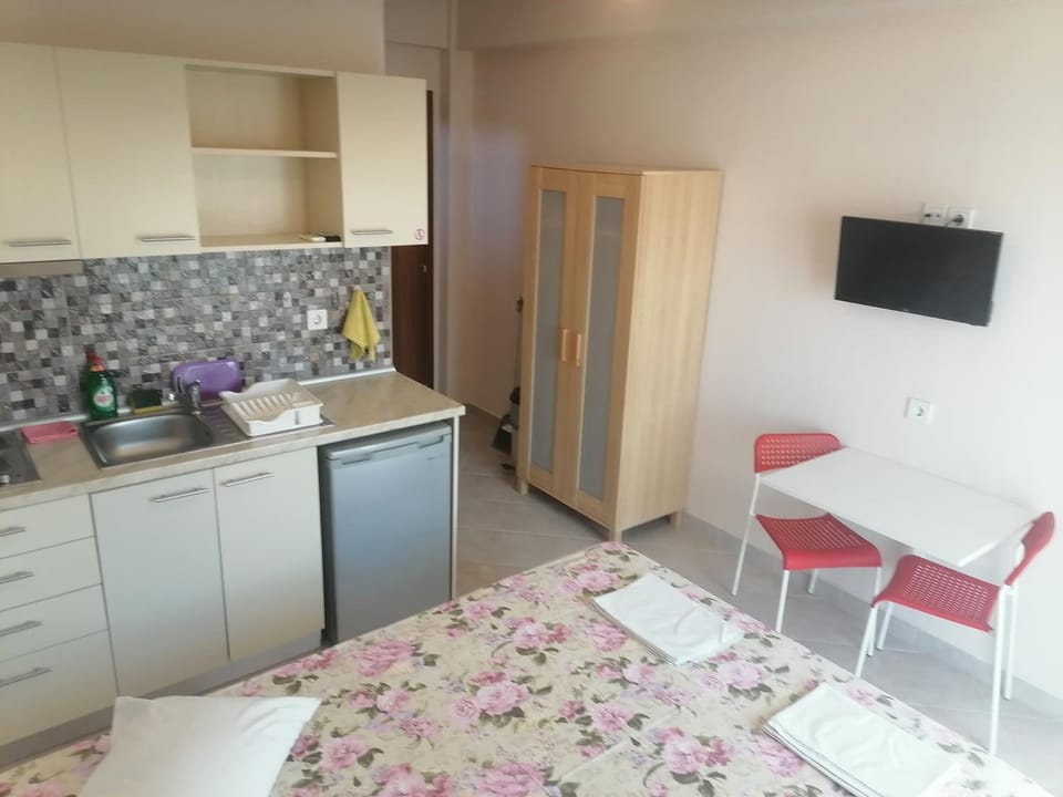 KALIPSO STUDIOS Apartment hotel in Nikiti