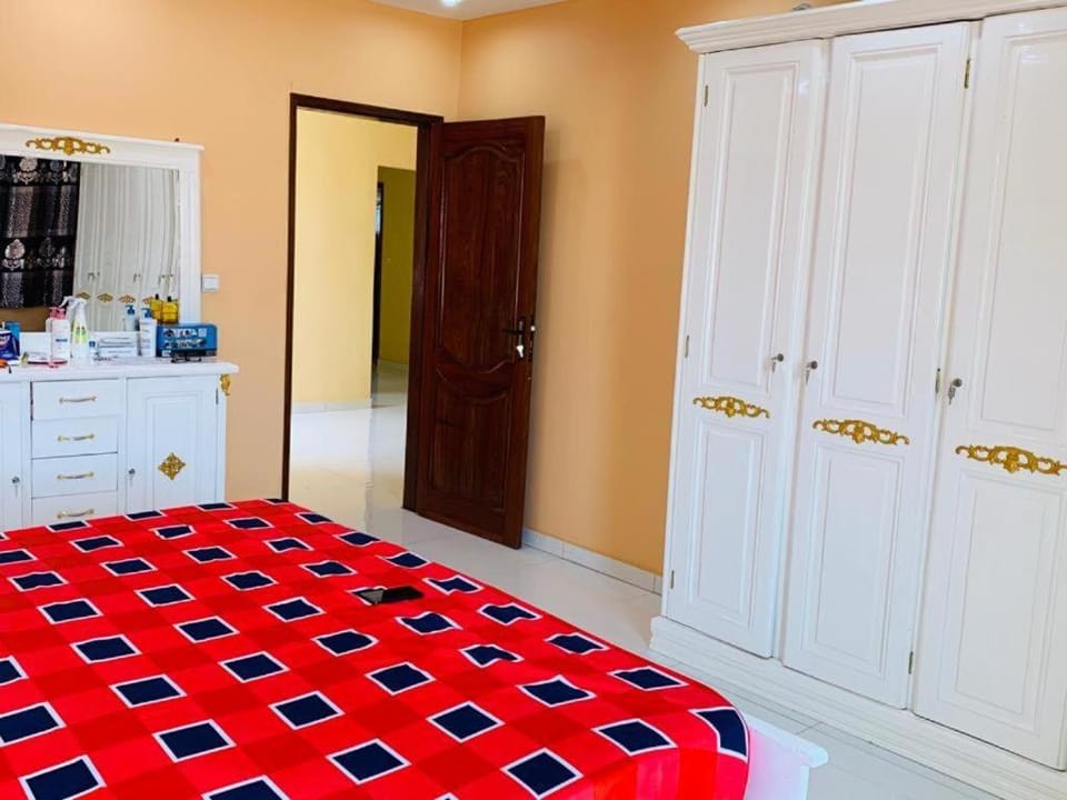 Zac Mbao appartement en face de la place Apartment in Dakar Region, Senegal