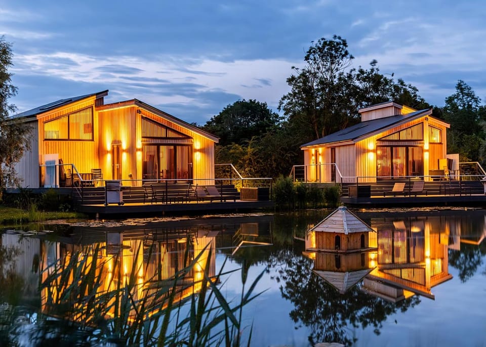 Property building, Lake view