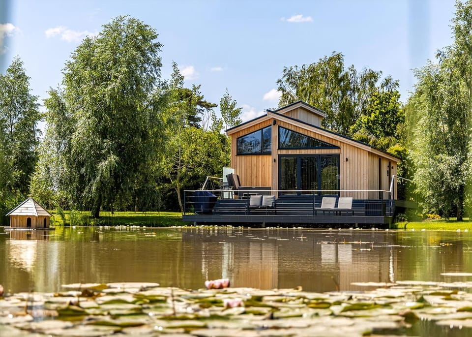 Property building, Lake view
