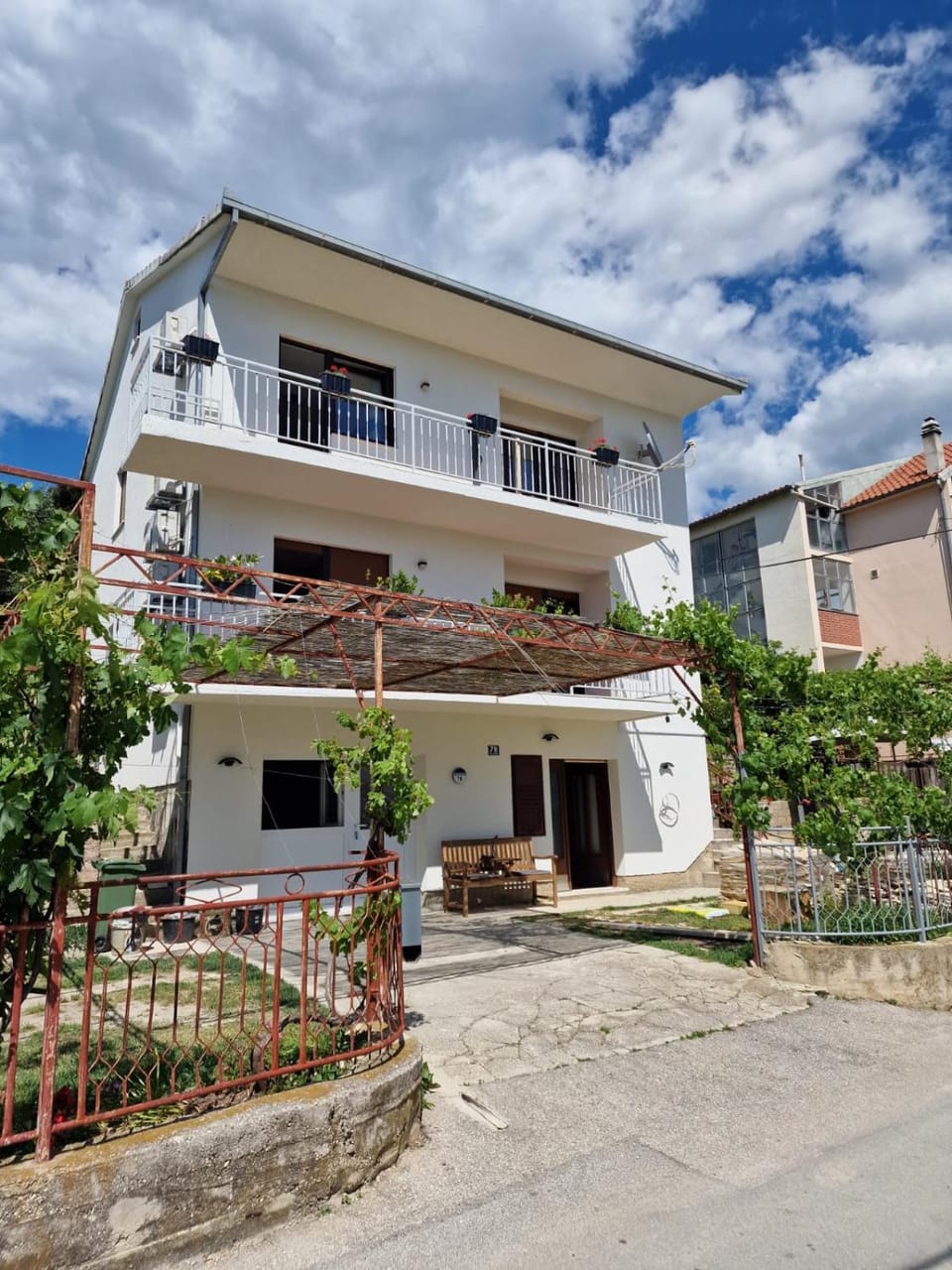View (from property/room), Balcony/Terrace