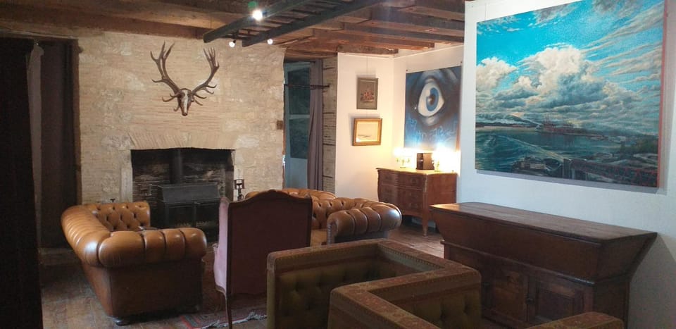 Living room, Seating area