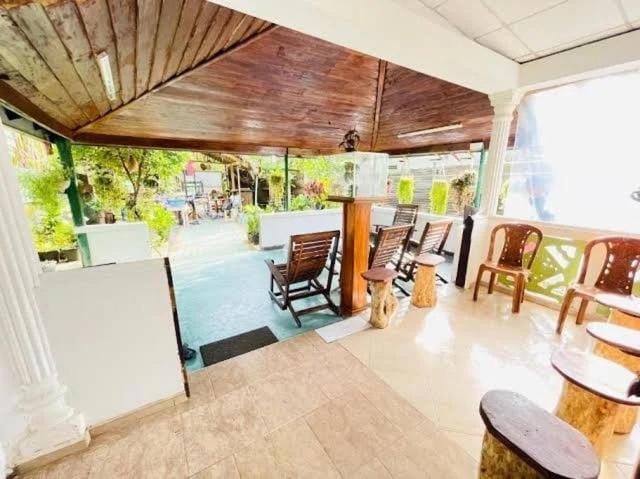 Lotus Beach Bed and Breakfast in Southern Province