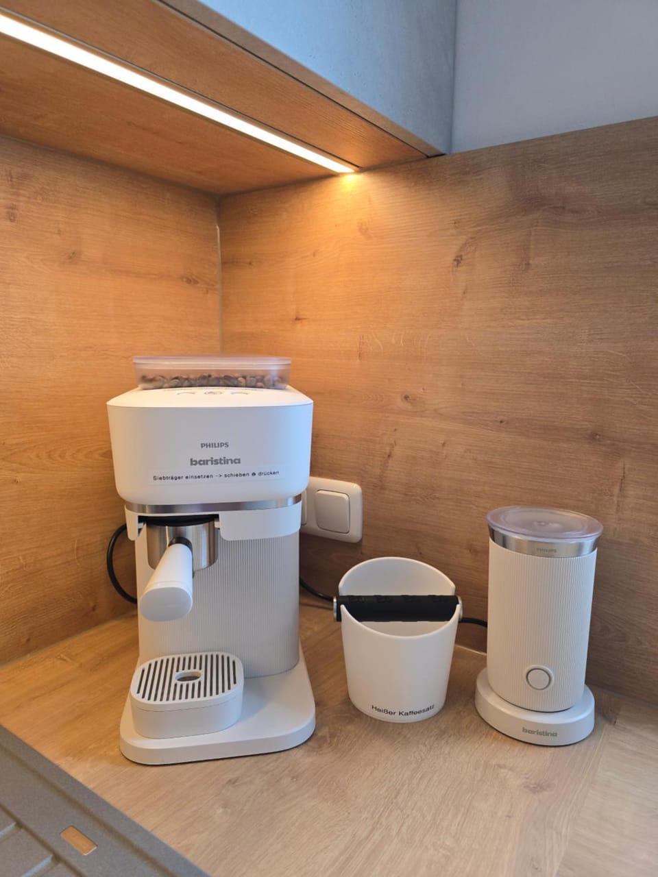 Coffee/tea facilities, Kitchen or kitchenette